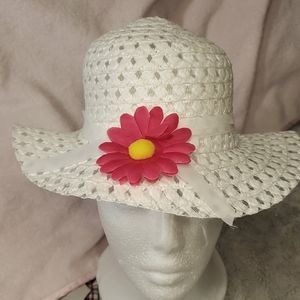 New Spring Easter White Straw Hat w/Pink Flower. Toddler.